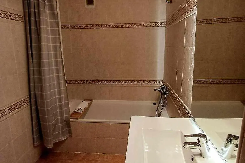 Luminoso Apartamento En La Costa 萨洛 西班牙